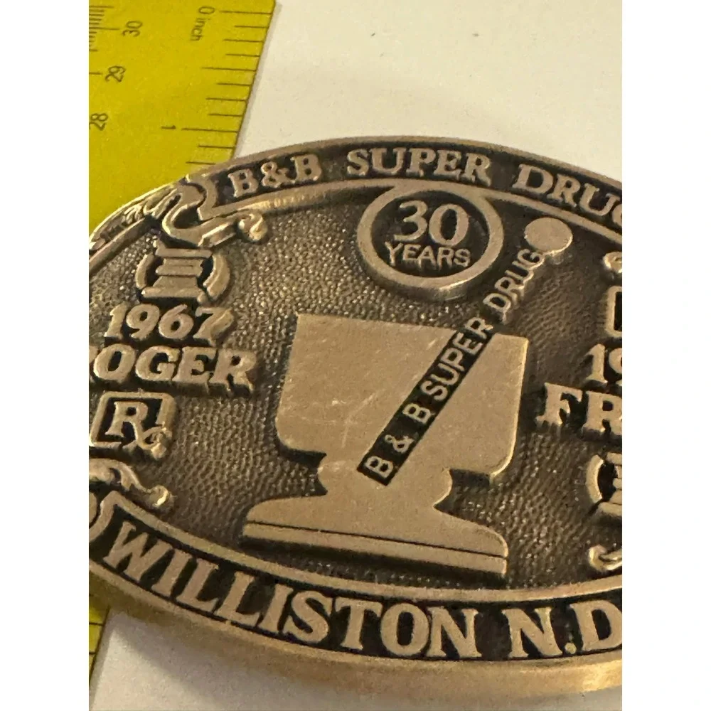 Vintage B&B Super Drug 30‎ Years Williston ND Belt Buckle 1967-1997 Pharmacy